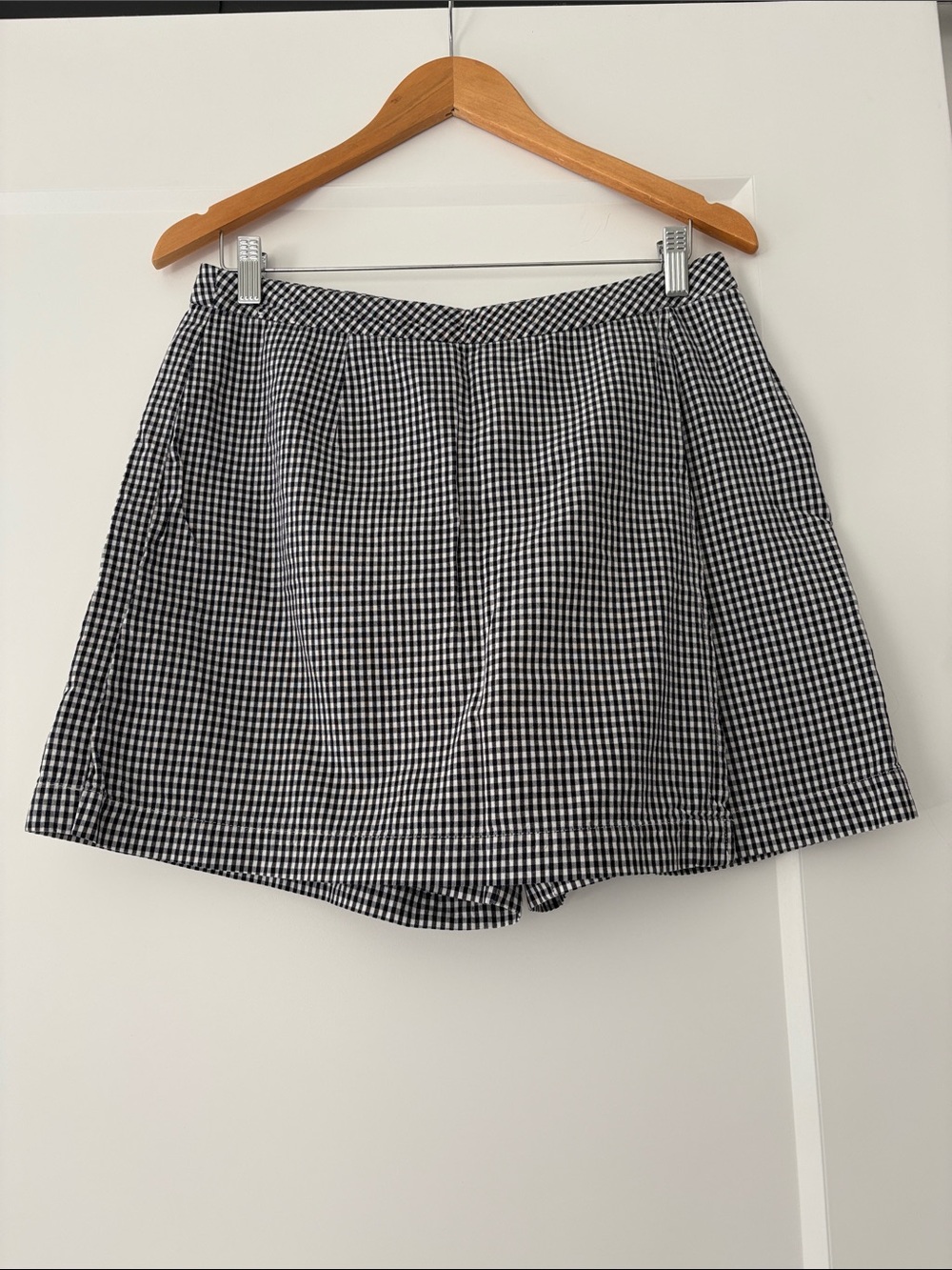 Vintage Northern Reflections Black and White Gingham Skort